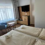 Sonnblick Am Woerthersee Pensión Pörtschach am Wörthersee